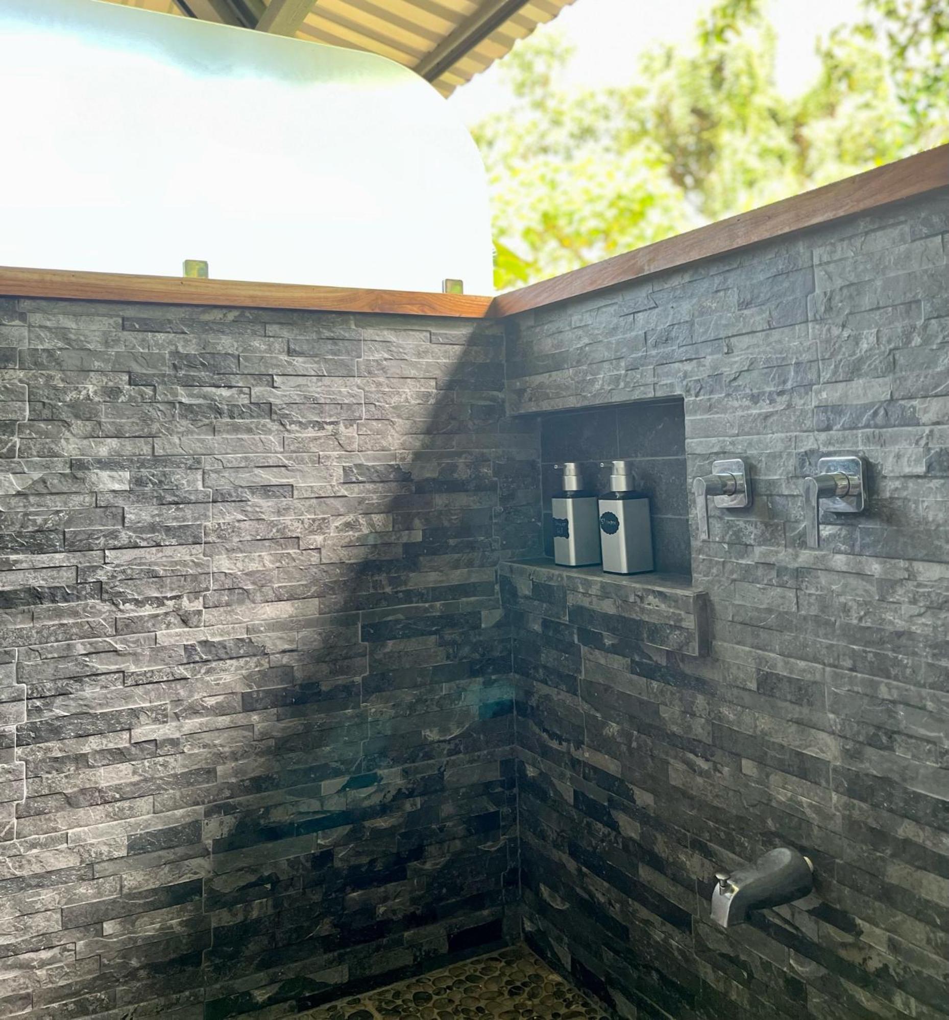 Southern Drake Lodge Drakes Bay Exterior foto
